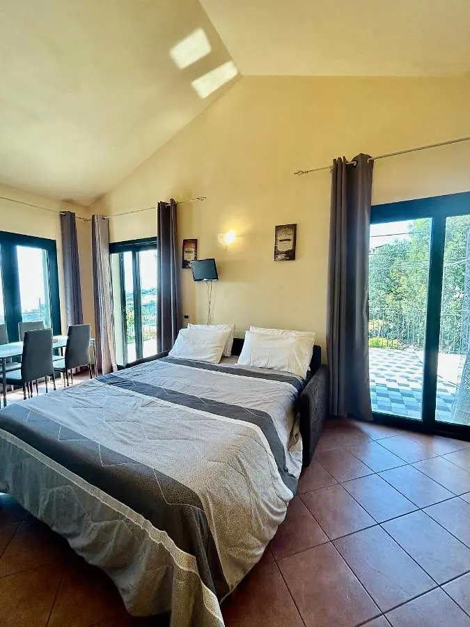 Agriturismo Azzurra Biricchina Riva Ligure 0*,  Italien