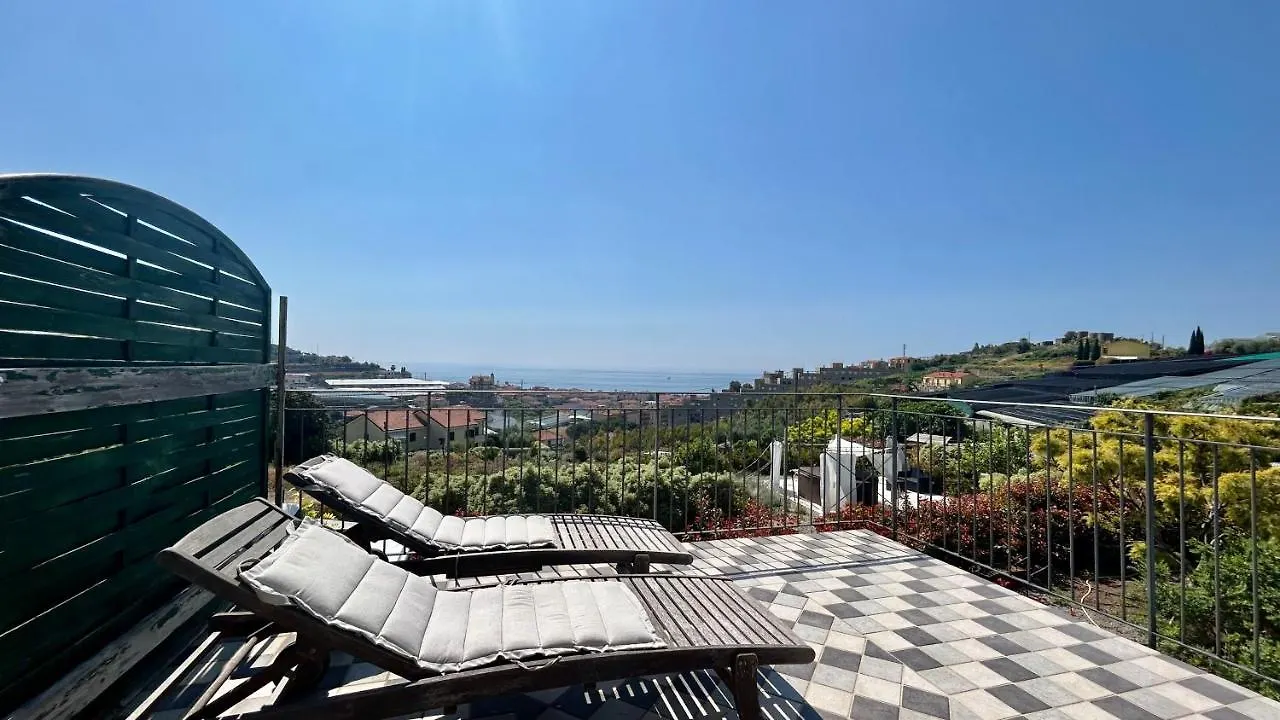 Agriturismo Azzurra Biricchina Riva Ligure 0*,  Italien