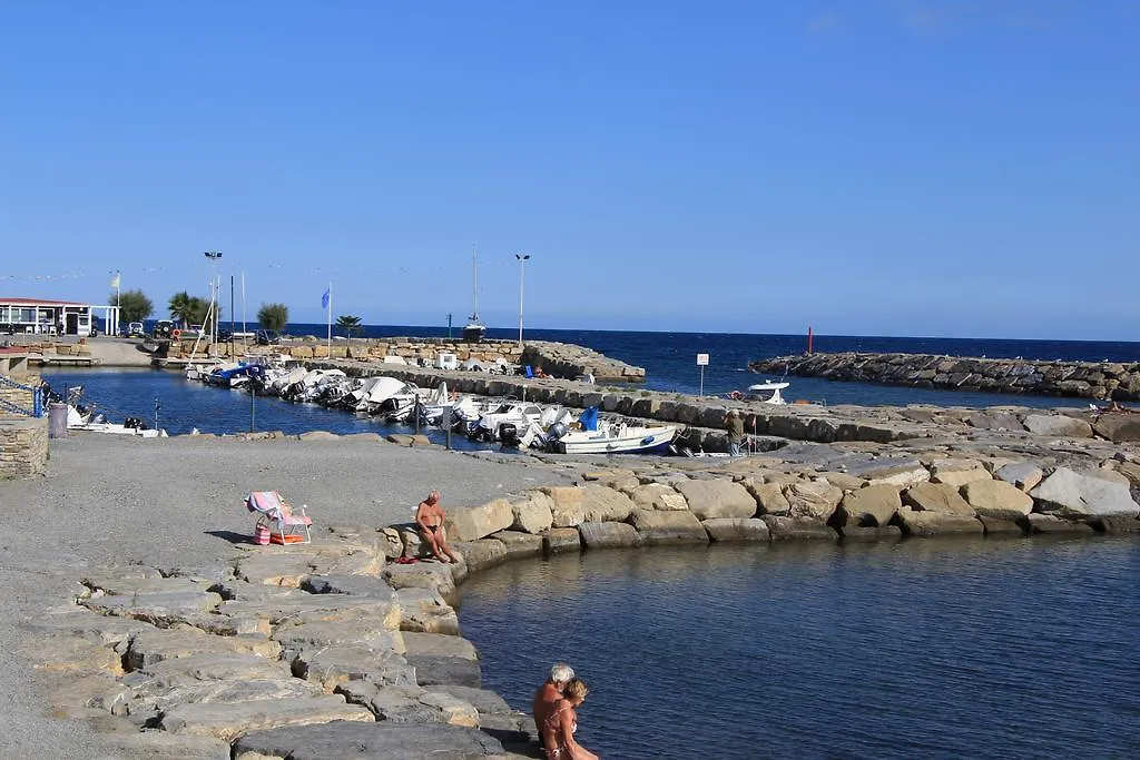 Agriturismo Azzurra Biricchina Riva Ligure 0*,