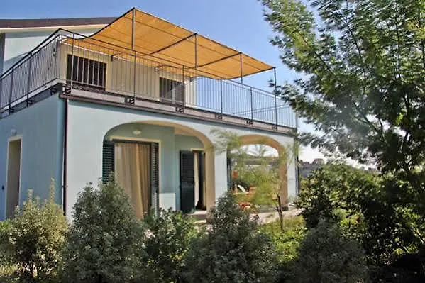 Agriturismo Azzurra Biricchina Riva Ligure 0*,  Italien