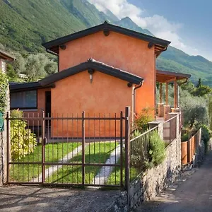 casale-san-michele.hotelinveneto.com/