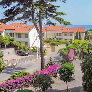 H11 - Terrazzo Al Mare - - Parcheggio Appartamento