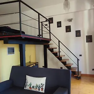 la-casa-di-amy-loft-corvetto.italymilanhotels.net/